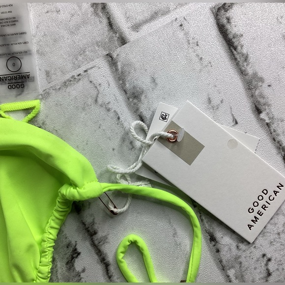 Good America Tiny Ties Triangle Bikini Top size 0 - Picture 5 of 5